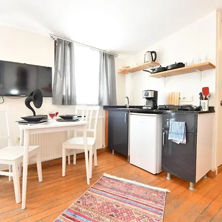 公寓 Cute Balcony Retro Design Ac Galata